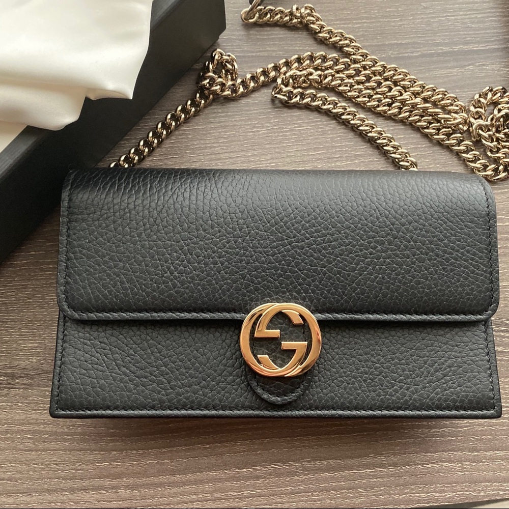 Gucci Interlocking G Crossbody bag